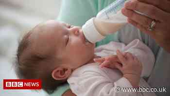 US faces baby formula 'crisis' as shortage worsens