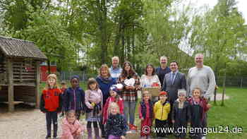 Traunreut: Stadtverwaltung bedankt sich bei Mitarbeitenden der städtischen KiTas und Kindergärten - chiemgau24.de