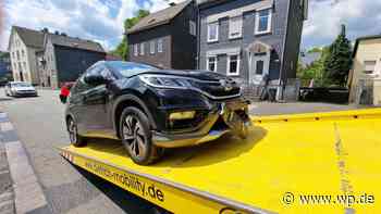 Unfall in Siegen: Frau unaufmerksam - drei Autos beschädigt - WP News