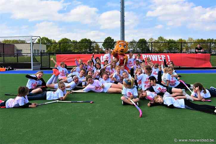 #unitedgirlpower bezoekt Hockeyclub Meetjesland