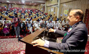 Union Minister Dr Jitendra Singh addressing International Conference on Coronavirus at SKUAST-K in Srinagar on Tuesday. -Excelsior/Shakeel - Jammu Kashmir Latest News | Tourism | Breaking News J&K - Top Stories