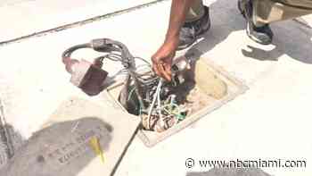 Thieves Posing as Workers to Steal Copper Wire From Miramar Streetlights
