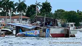 Popular Food Boat Sinks in Waters Off Fort Lauderdale