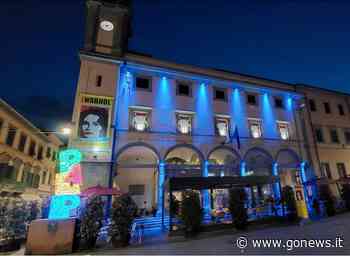 Festa dell'Europa, Palazzo Pretorio di Pontedera illuminato di blu - gonews