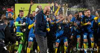 Kampioen KVC Westerlo sluit het seizoen af met een 2-2-gelijkspel tegen RWDM en bouwt nog eens een stevig feestje in het Kuipje. - Het Laatste Nieuws
