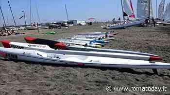 Ostia, paura nella gara di canoa: salvati in mare 40 atleti a rischio ipotermia