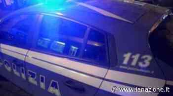 Siena, ubriaco molesta i passanti per le vie del centro - LA NAZIONE