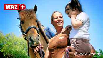 Witten: Wie Pferde den jüngsten Ukraine-Flüchtlingen helfen - WAZ News