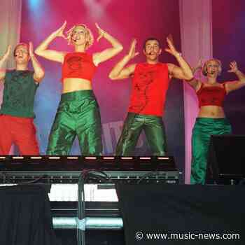 Steps re-wore stinky stage outfits in early days