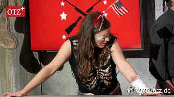 Theaterhaus Jena lässt blutrünstige Bären los