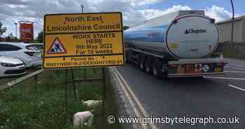 Long tailbacks for motorists as new Peaks Parkway junction gets underway - Grimsby Live