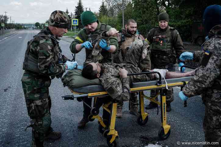 "Beaucoup de soldats meurent"... Sur le front est, l'armée ukrainienne jette toutes ses forces dans la bataille contre l'armée russe