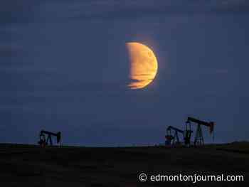 Red moon rising: first total lunar eclipse of 2022 this Sunday