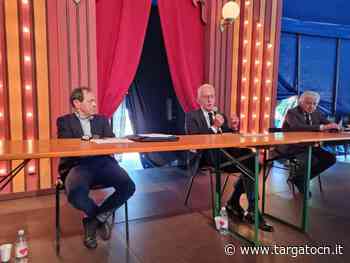 Alba, Beppe Ghisolfi ha presentato il suo best seller l'Abbecedario e svolto una lectio magistrale - TargatoCn.it