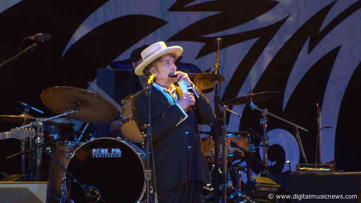 Primary Wave Acquires Bob Dylan’s Share of The Traveling Wilburys Catalog