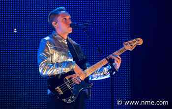 Oliver Sim rehearses new version of The xx's 'I Dare You' ahead of debut solo tour - NME