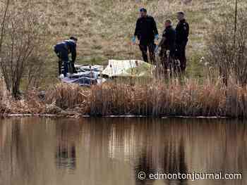 Body found in stormwater pond Wednesday morning deemed non-criminal: Edmonton police