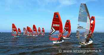 L’Alowindfoil rassemble une centaine de participants dans la rade de Lorient - Le Télégramme