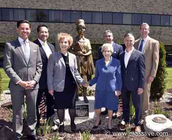 Mercy Medical Center in Springfield unveils statue for National Nurses Week - MassLive.com