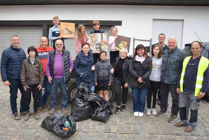 Partij van burgemeester ruimt weer zwerfvuil op