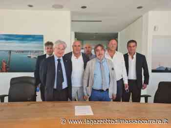 Porto di Marina di Carrara: firmato accordo per lo sbocco a mare dei natanti in attesa del travel lift - La Gazzetta di Massa e Carrara