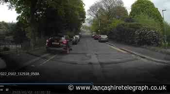 Darwen park visitors still ignoring yellow lines