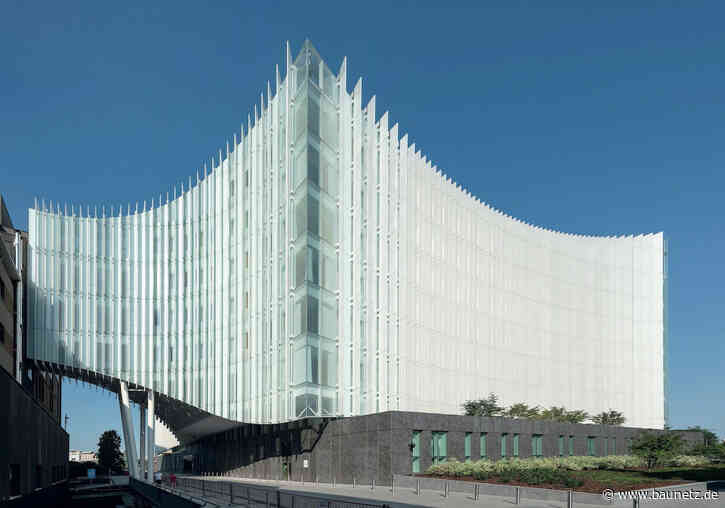 Ospedale San Raffaele unter Segeln
 - Klinik von Mario Cucinella Architects in Mailand