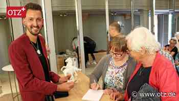 Zu schade für den Polterabend: TV-Händler Fabian Kahl nimmt Schätze auf der Leuchtenburg unter die Lupe