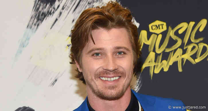 Garrett Hedlund Shows Off Ripped Abs in New Gym Photo!