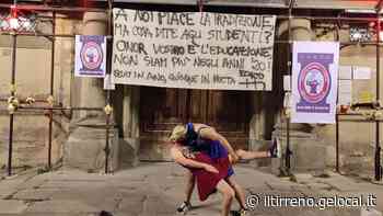 Prato, i goliardi del Chiavaccio prendono in giro il Convitto: "Non siamo più negli anni '20" - Il Tirreno