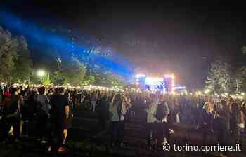 Eurovision, fan senza controllo sfondano i cordoli e invadono il prato per il live dei Negrita - Corriere della Sera