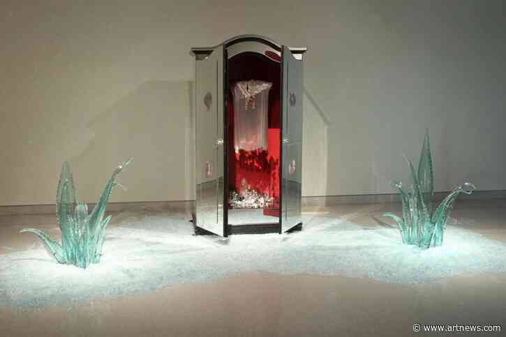 Ford, Mellon Foundations Name 2022 Winners of $50,000 Latinx Artist Fellowships, Including Amalia Mesa-Bains, Las Nietas de Nonó