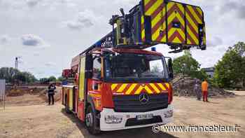 La première pierre de la future caserne des pompiers de Nancy vient d'être posée - France Bleu