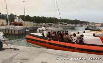 Nuovo sbarco di migranti in Calabria, arrivati in 87 - Soverato Web
