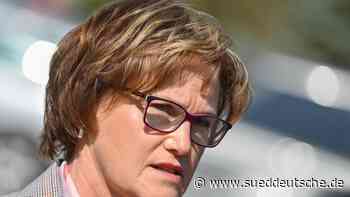 Konflikte - Schwedt/Oder - Schwedter Bürgermeisterin ist jetzt SPD-Mitglied - Politik - Süddeutsche Zeitung - SZ.de