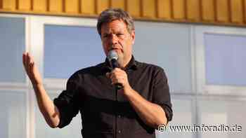 Hoffnung und Skepsis nach Habecks Besuch in Schwedt - Inforadio vom rbb