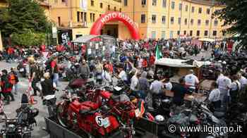 Mandello del Lario, i 100 anni di Moto Guzzi: finalmente la festa - IL GIORNO