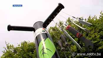 Aarschot plaatst "fietsherstelzuilen" voor fietsers met problemen aan hun fiets - ROB-tv