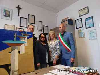 Bellaria: consegnato ai Carabinieri un quadro realizzato dalla restauratrice Emanuela Furia - ChiamamiCittà
