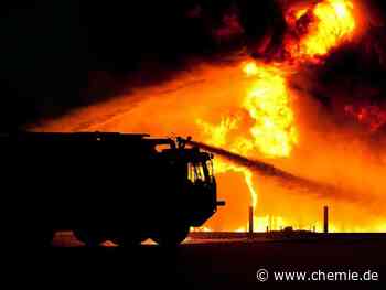 Forscher zeigen, wie man flüssige Brennstoffe in Polymergelen lagern kann, um Explosionen und Brände zu verhindern