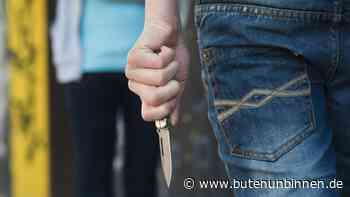 Bremer Polizei: Minderjährige bedrohen 11-Jährigen mit Messer - buten un binnen