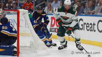 Binnington makes 25 saves, Blues win 5-1, eliminate Wild - Belleville News-Democrat