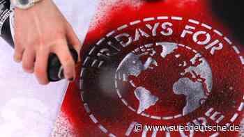 Demonstrationen - Kiel - FFF: Tempo bei Energiewende von künftiger Regierung - Politik - Süddeutsche Zeitung - SZ.de