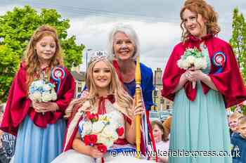 Gawthorpe Maypole Procession unites community - Wakefield Express