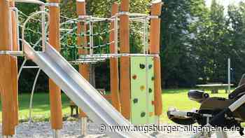 Auszubildende der Stadt Augsburg errichten Spielplatz in Inningen