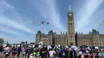 Anti-abortion, pro-choice protesters share why they're rallying in Ottawa - CBC.ca