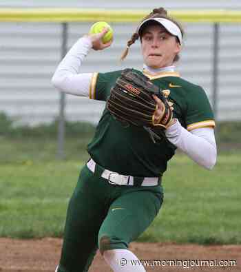 Amherst vs. Avon softball: Comets’ streaking offense hands them sixth straight SWC championship - The Morning Journal