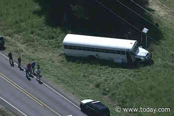 Manhunt underway for convicted murderer who escaped after allegedly stabbing prison bus driver