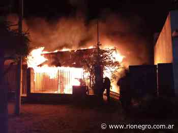 Se incendió una precaria vivienda en San Antonio - Diario Río Negro