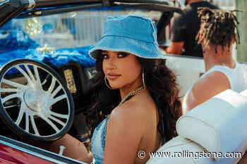 Becky G Grabs Her Own Spotlight on the Excellent ‘Esquemas’
